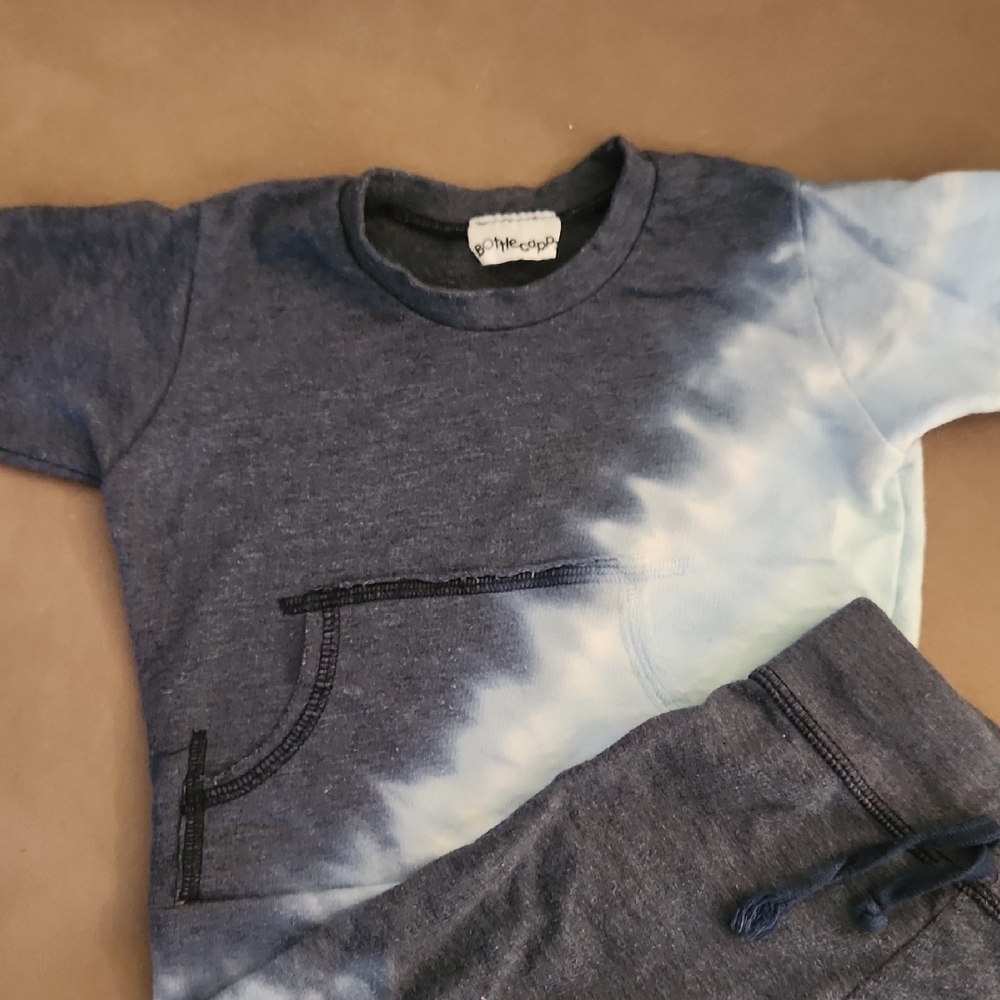 Bottlecapps Baby Tie-Dye Sweatshirt and Jogger Set Size 12-18 months - Picture 3 of 5